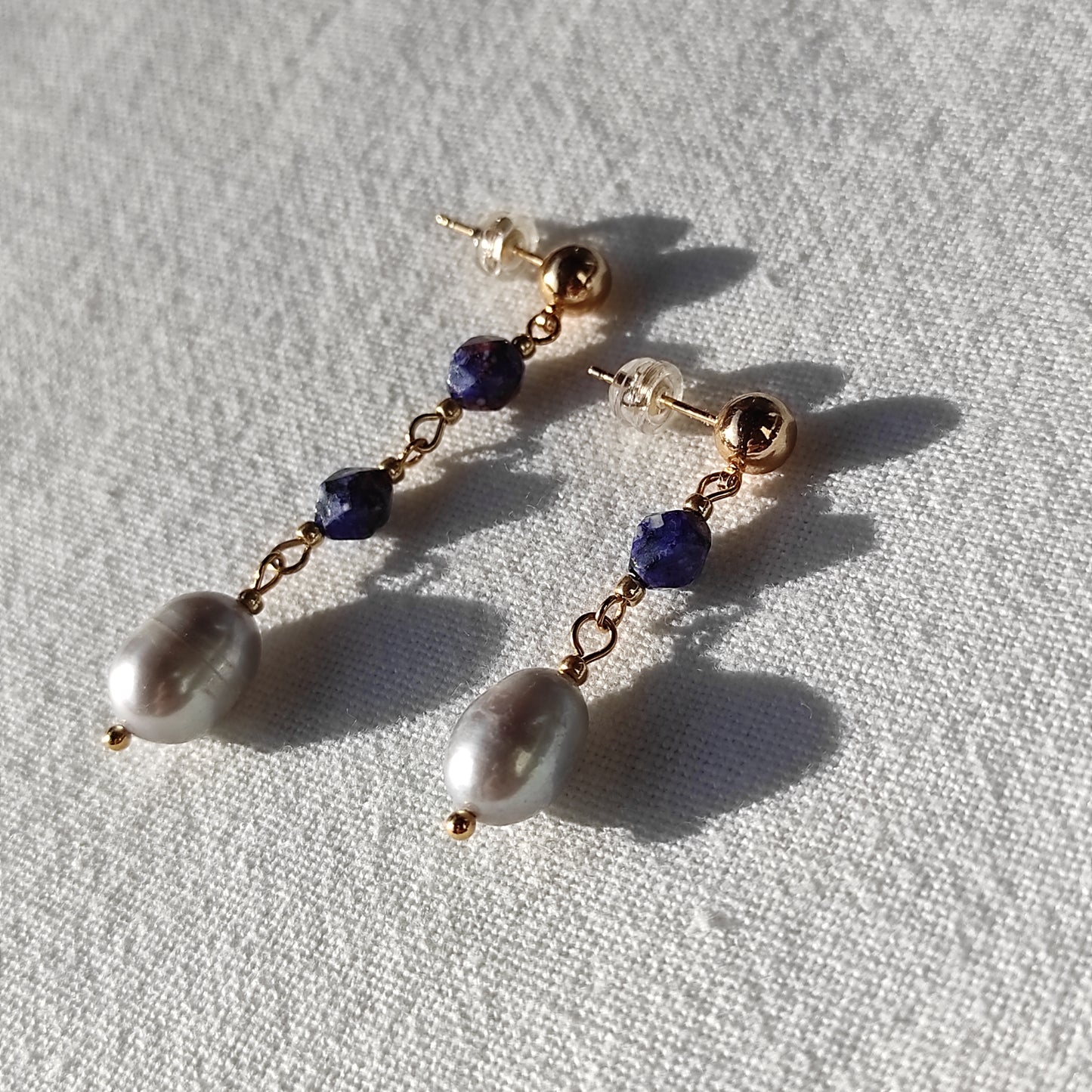 Boucles d'oreilles avec jaspe et perles grises