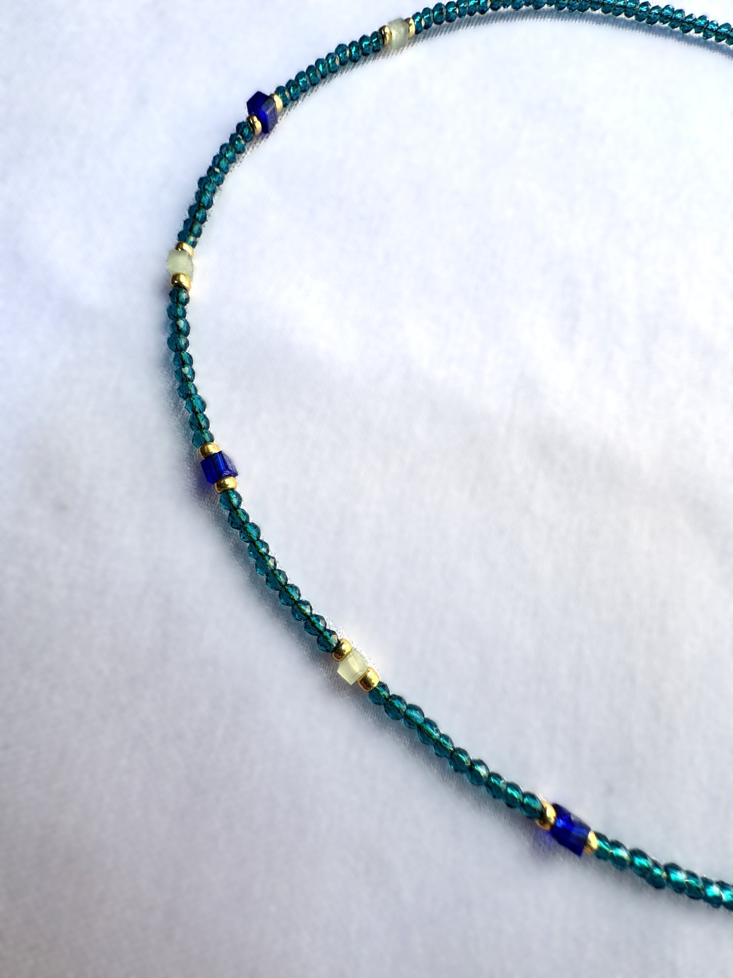 Collier spinelle turquoise