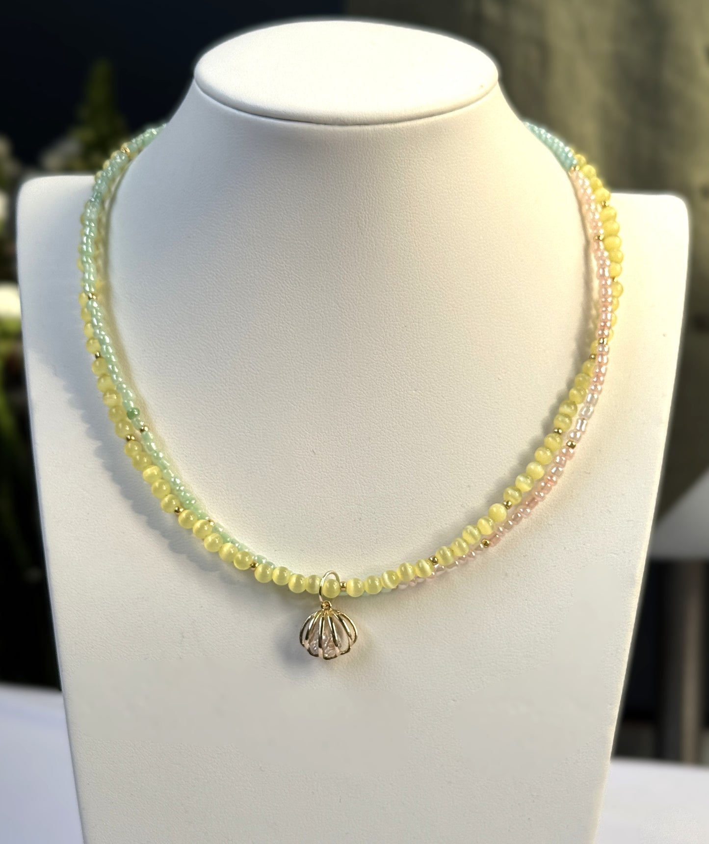 Collier œil de chat jaune