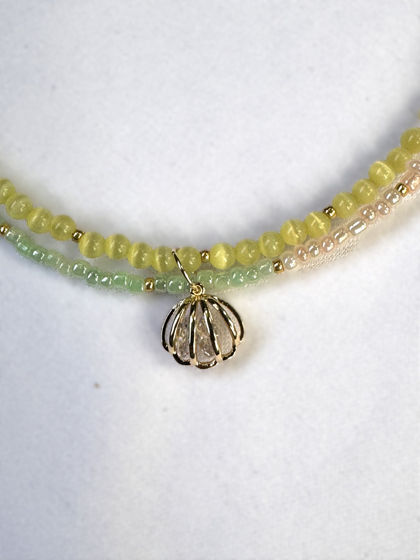 Collier œil de chat jaune