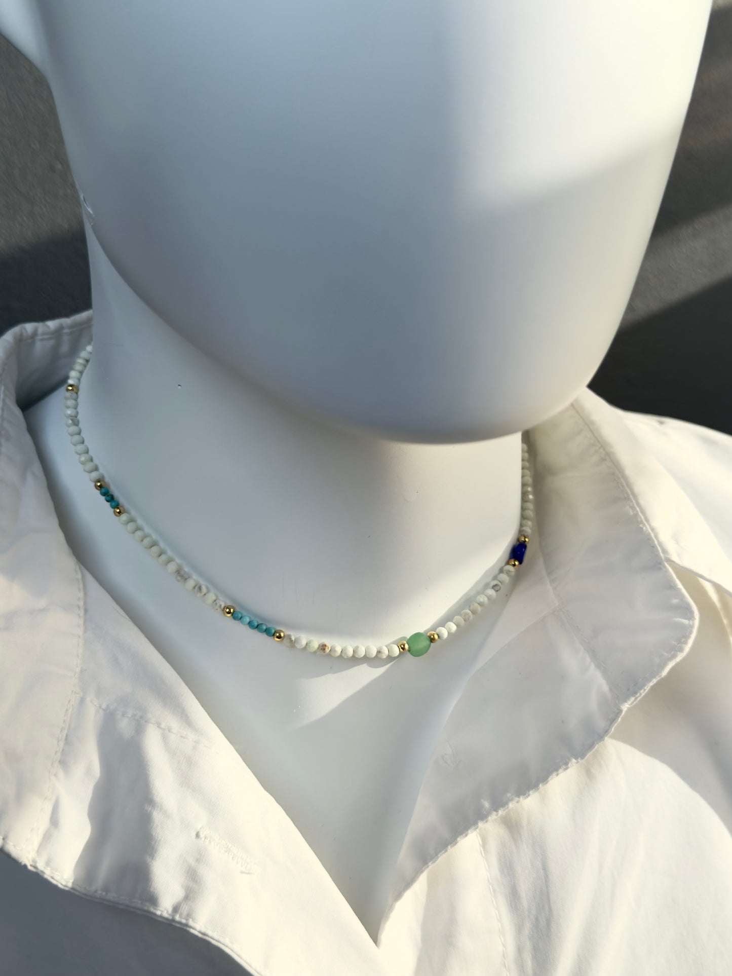 Collier de perles de coquillage