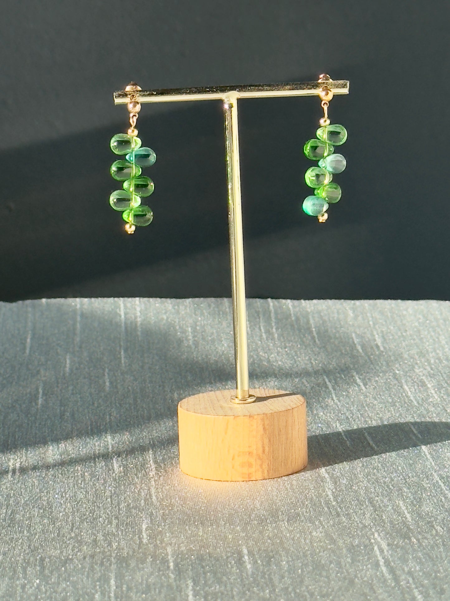 Boucles d’oreilles goutte en verre vert
