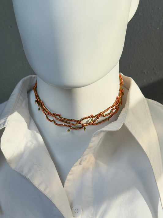 Choker perles orange et fil vert