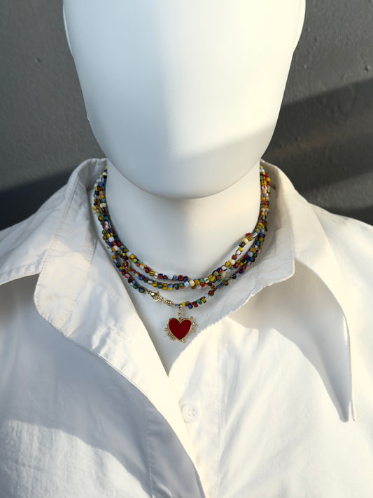 Collier de perles arc-en-ciel au crochet