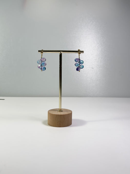 Boucles d’oreilles gouttes en verre bleu-violet